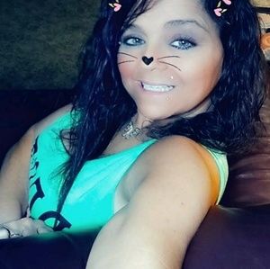 Meet your Posher, Misty